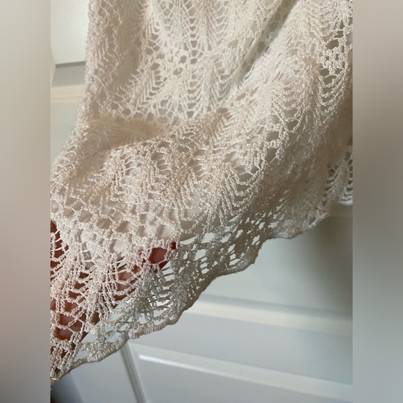 Y2k White lace halter top - Picture 3 of 6